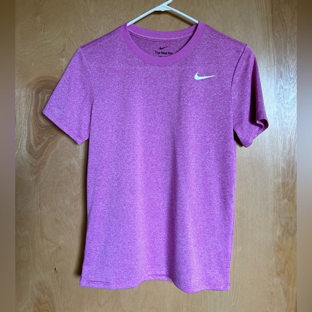 NIKE tee